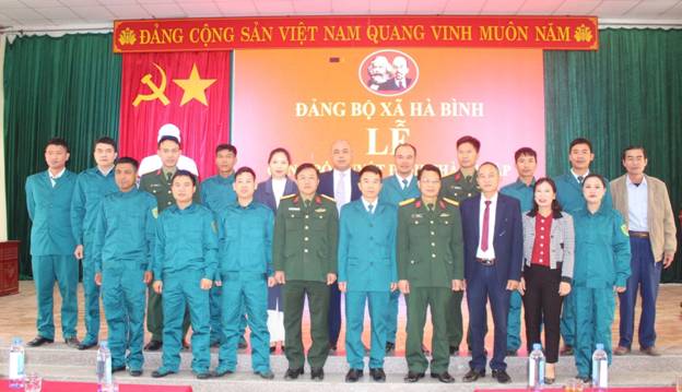 https://hatrung.thanhhoa.gov.vn/portal/Photos/2023-12/1ba8f8dd065daf0dz4987879348615_a745bf6a9ba817ada022523c0d657b86.jpg