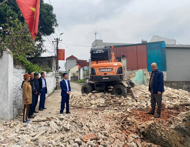 https://hatrung.thanhhoa.gov.vn/portal/Photos/2024-03/aaaec3f830343f1d123.png